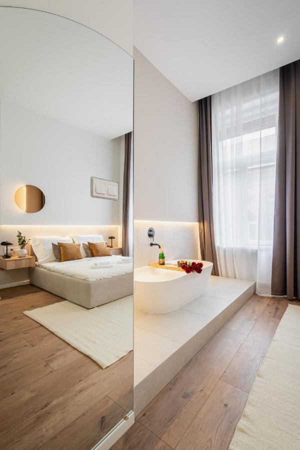 You Boutique Suites, Best Location By Bqa 布达佩斯 外观 照片