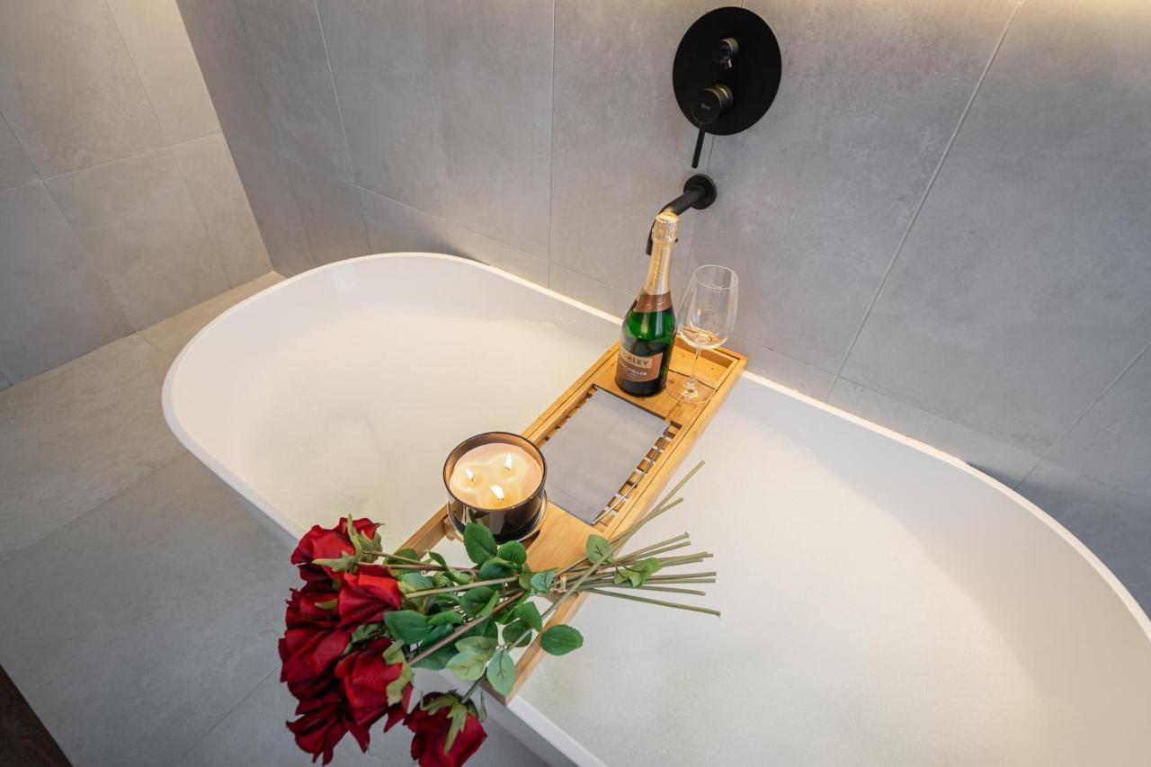 You Boutique Suites, Best Location By Bqa 布达佩斯 外观 照片