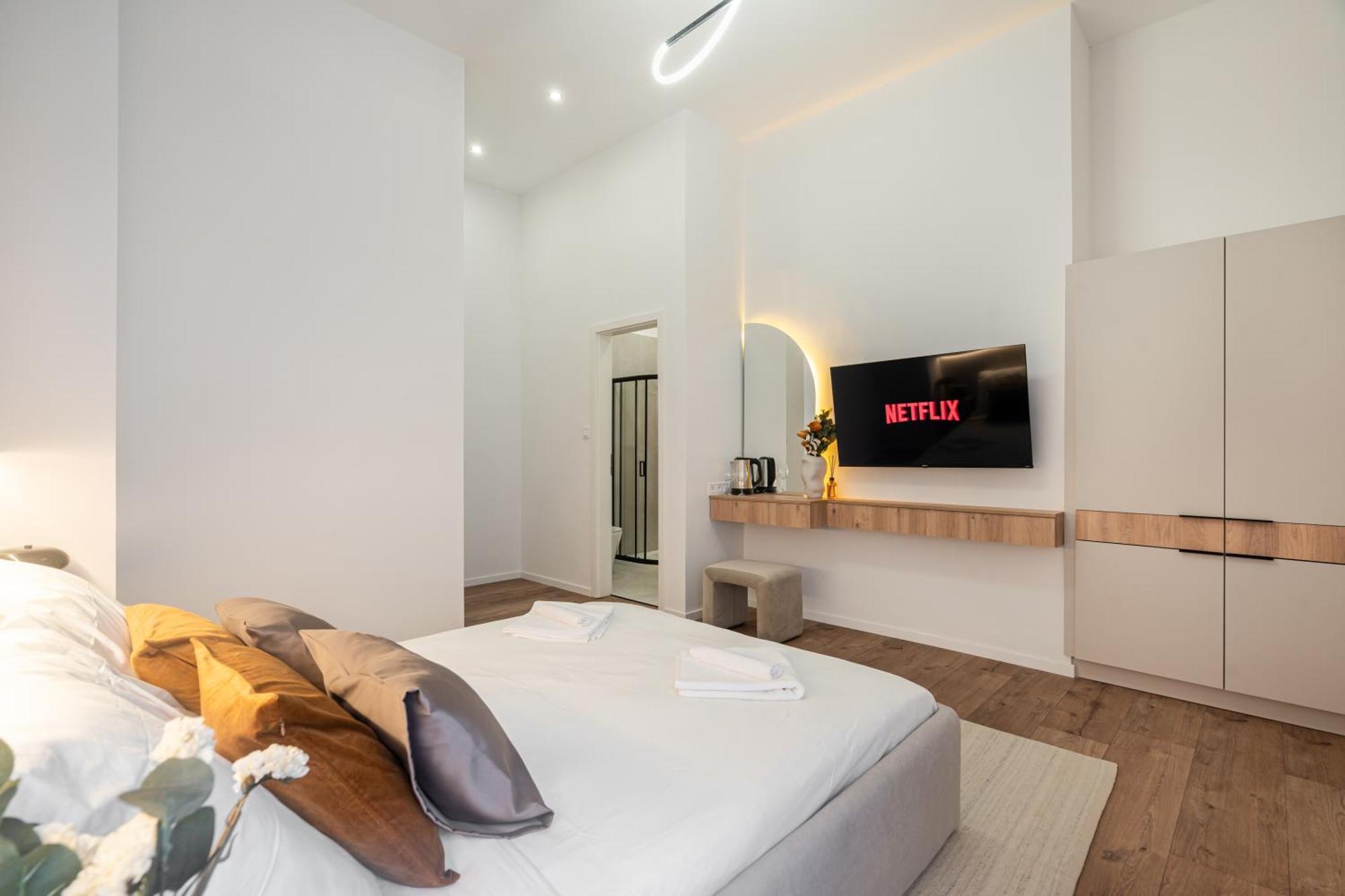You Boutique Suites, Best Location By Bqa 布达佩斯 外观 照片