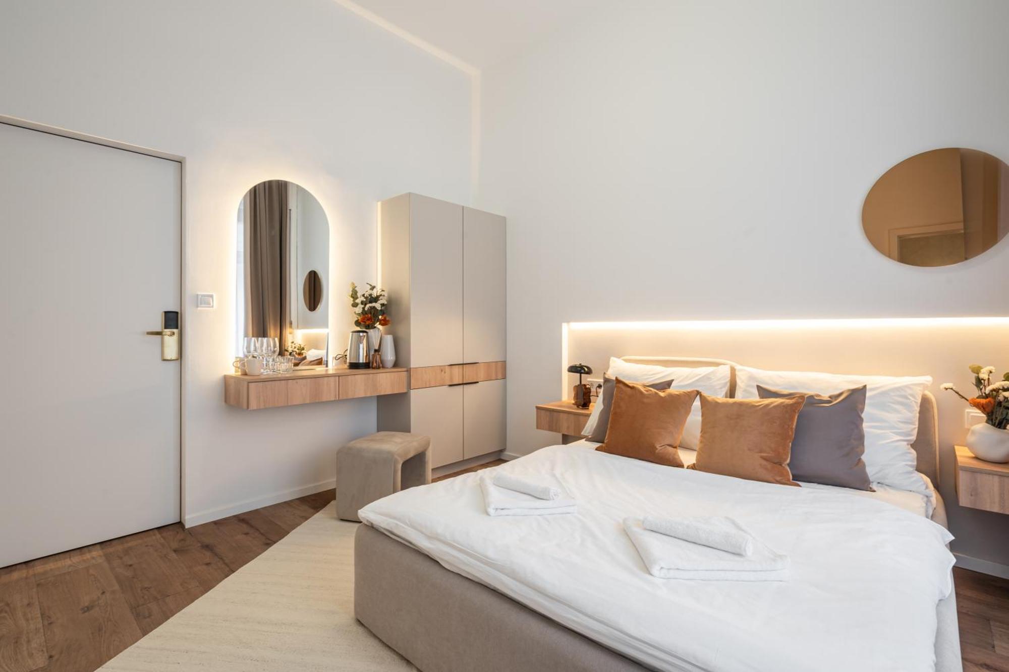 You Boutique Suites, Best Location By Bqa 布达佩斯 外观 照片