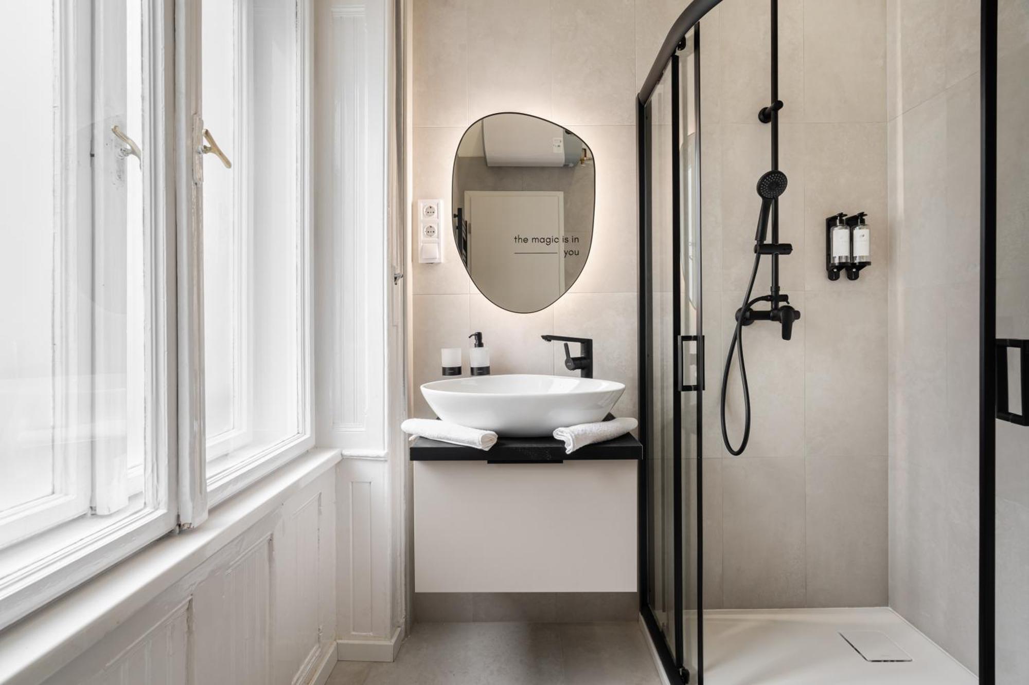 You Boutique Suites, Best Location By Bqa 布达佩斯 外观 照片