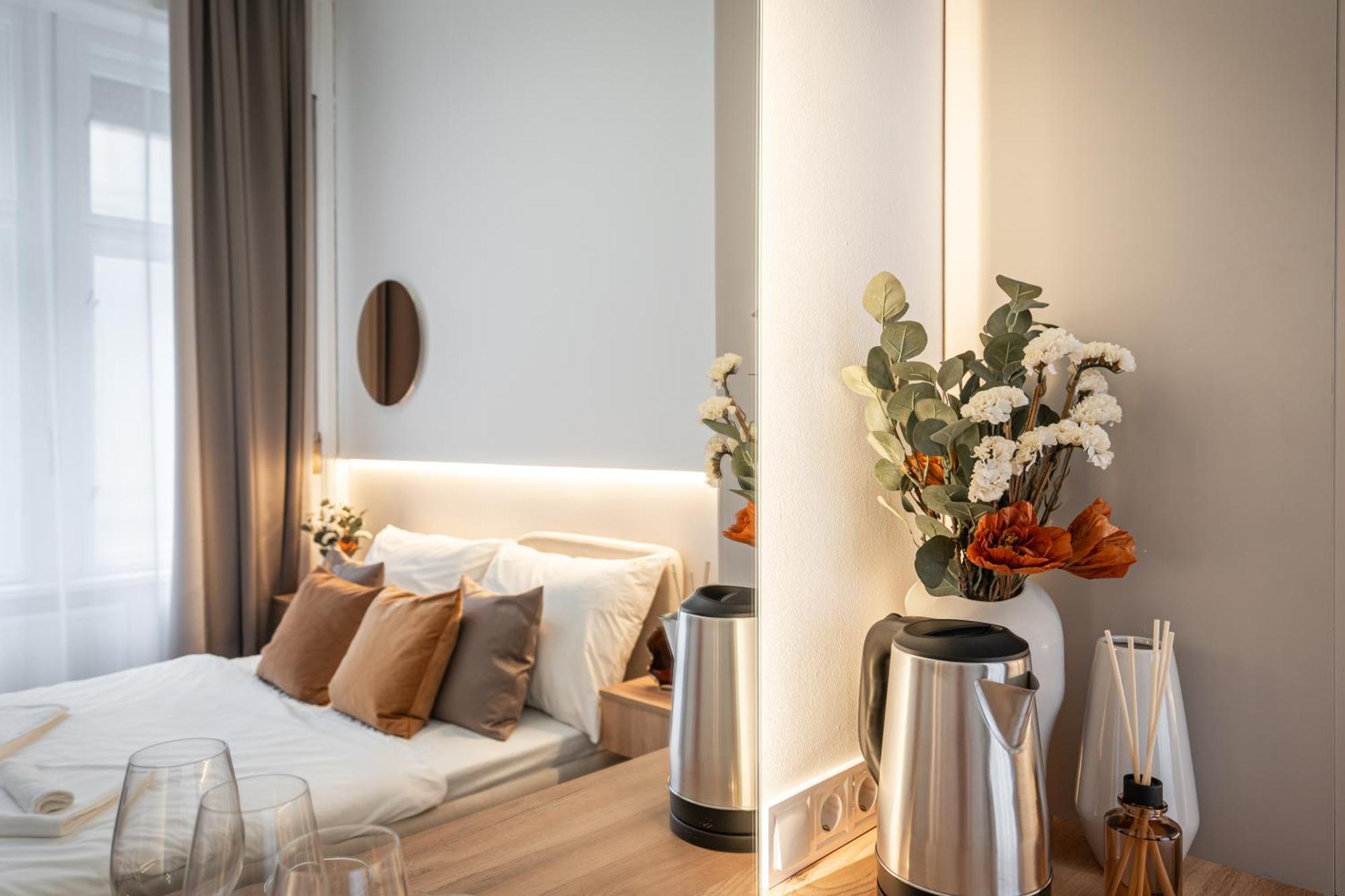 You Boutique Suites, Best Location By Bqa 布达佩斯 外观 照片